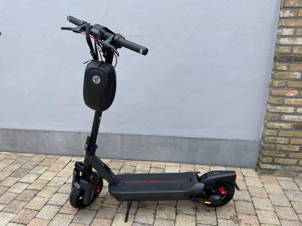 Ninebot step nieuw model, Fietsen en Brommers, Steps, Ophalen, Zo goed als nieuw