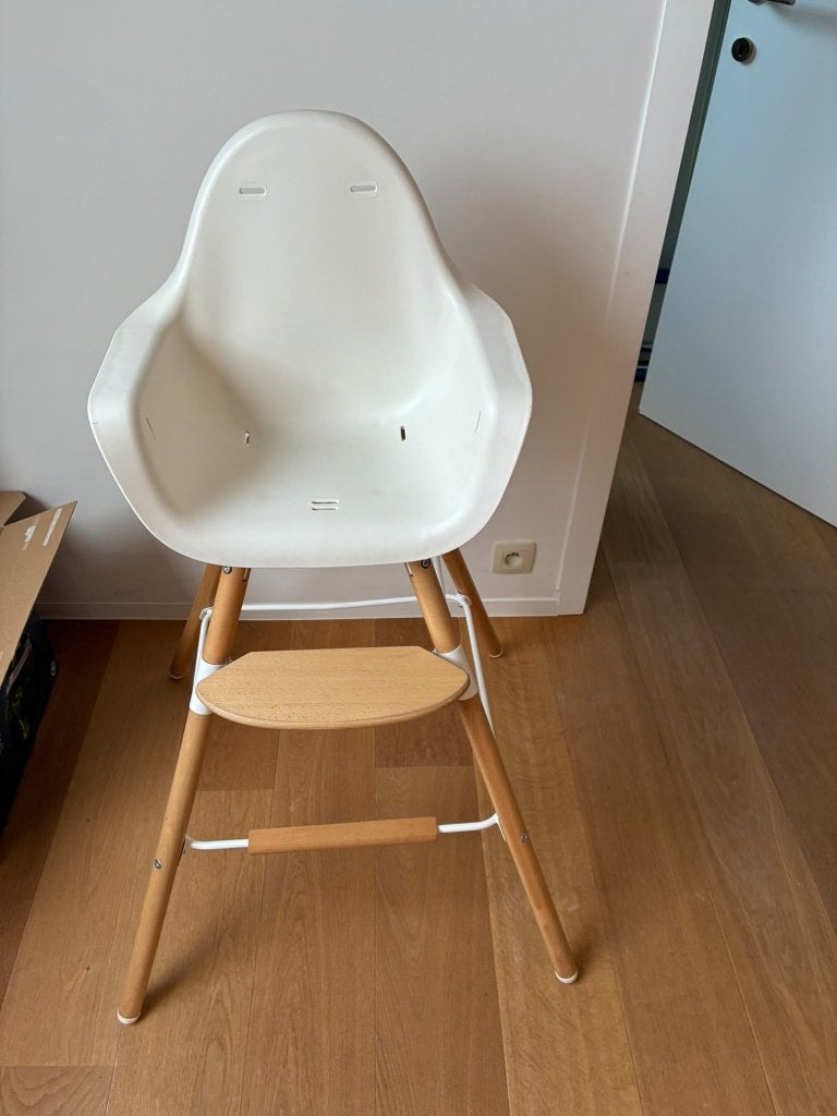 Childwood Evolu Hoge Kinderstoel (2 stuks beschikbaar), Kinderen en Baby's, Ophalen, Gebruikt, Meegroeistoel, Aanschuifbaar
