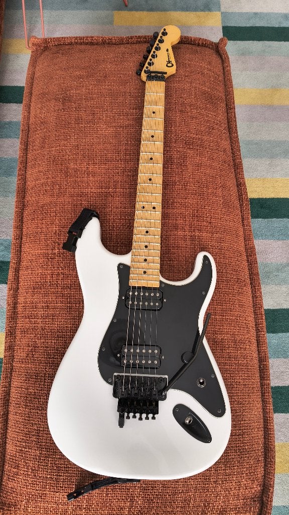 Charvel MJ So Cal (2010 Japon), Musique & Instruments, Enlèvement ou Envoi, Epiphone