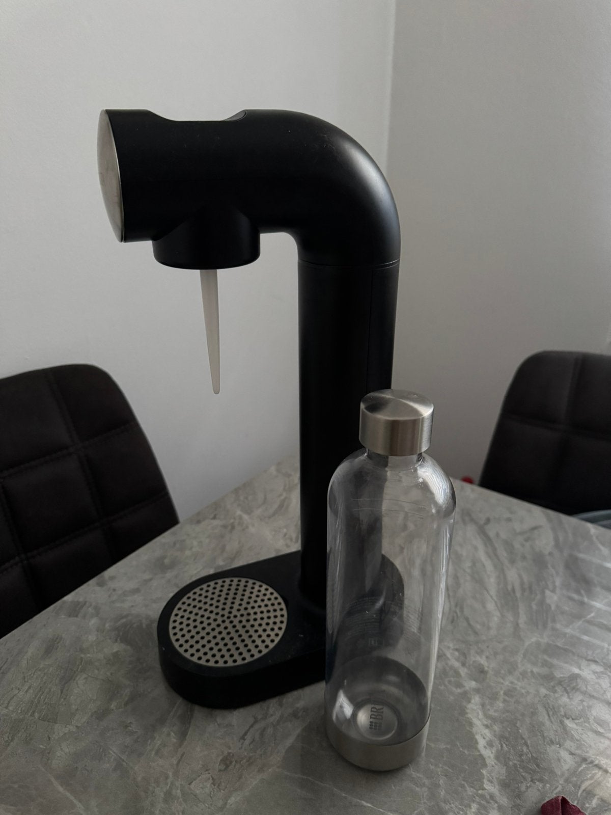 Brita SodaOne bruiswatertoestel met co2-cilinder, Ophalen, Zo goed als nieuw