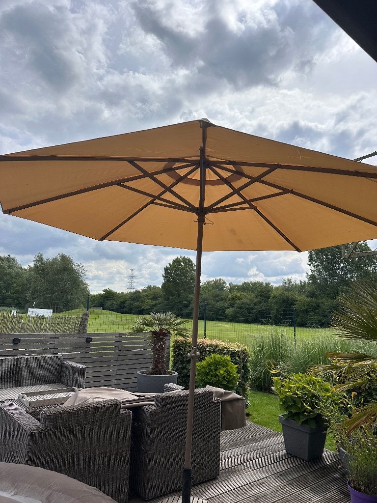 parasol diamètre 2,50 m (Bristol) avec housse, Jardin & Terrasse, Parasols, Enlèvement, Parasol sur pied, Réglable, Utilisé