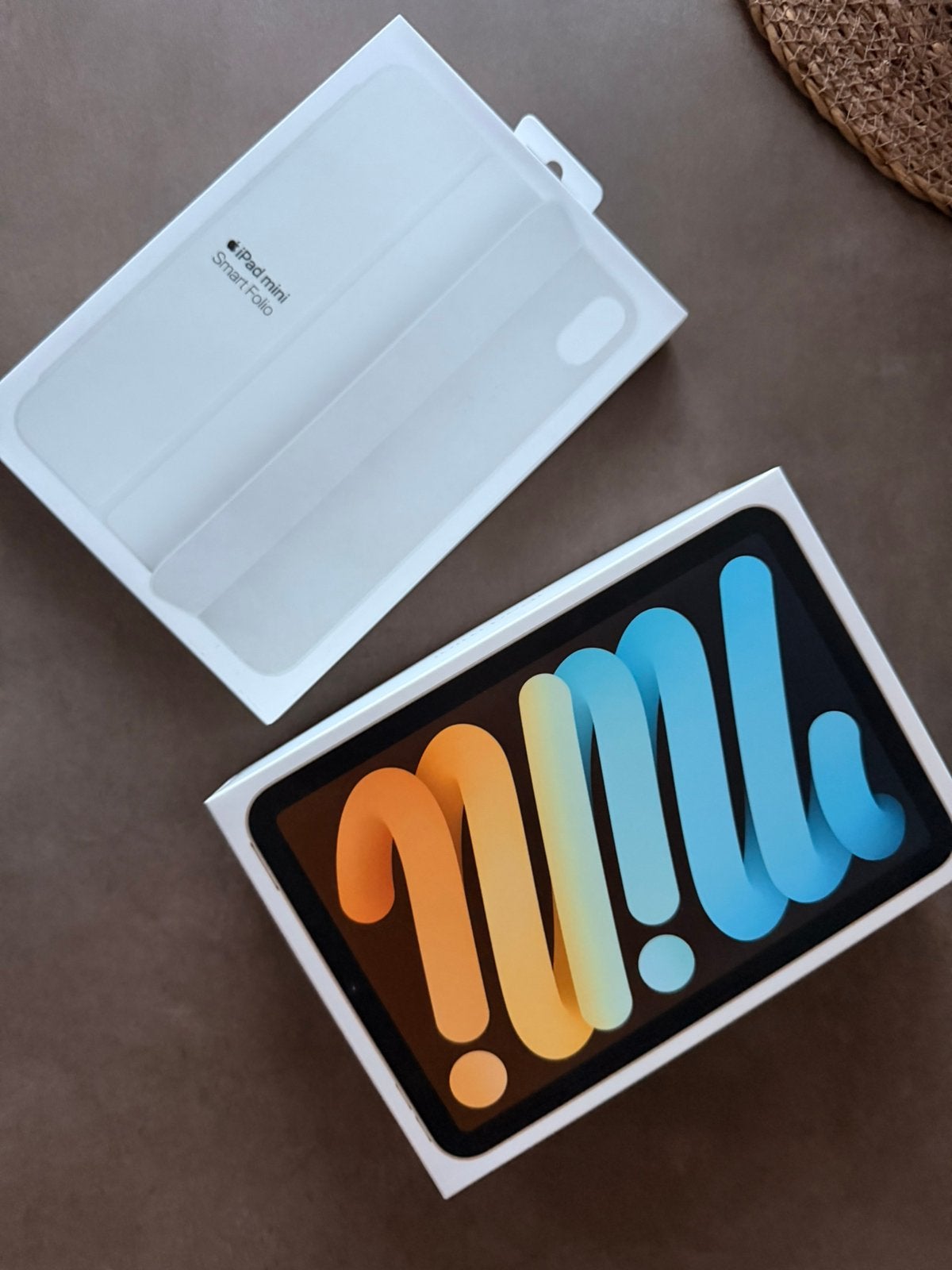 Ipad mini 64 go + folio blanc, Enlèvement, Comme neuf, Apple, Blanc