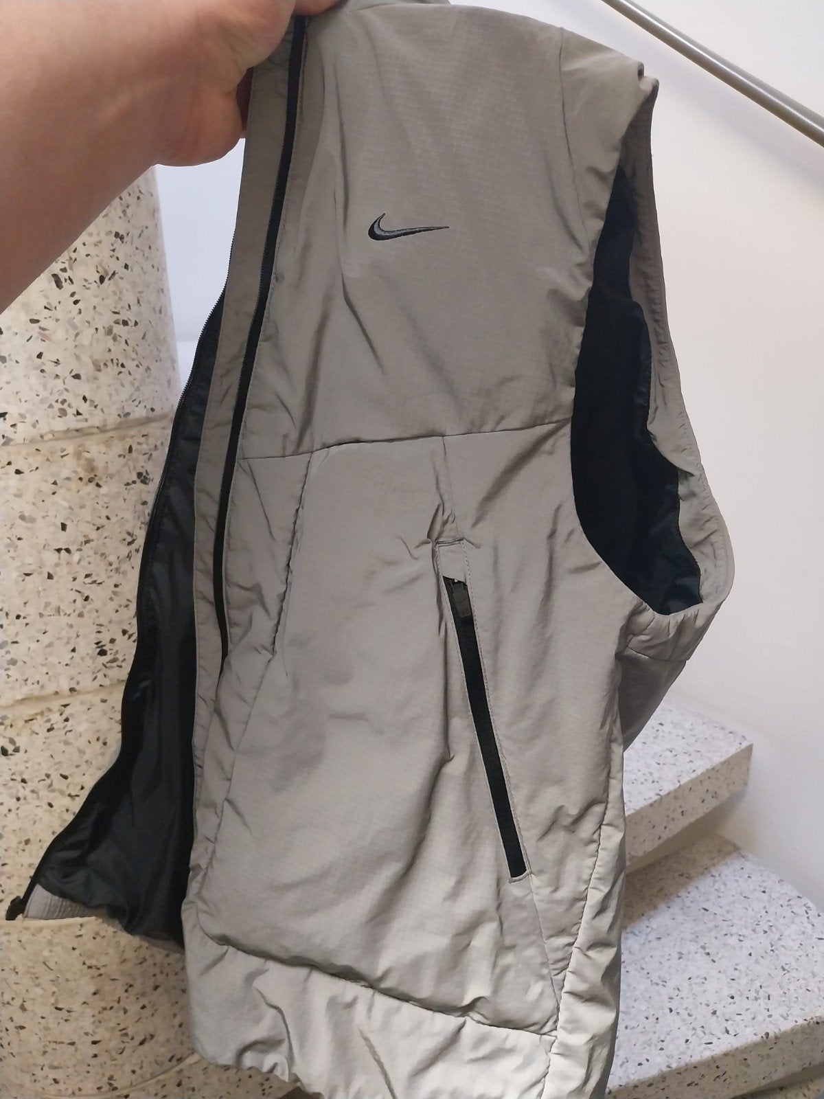 Gilet réfléchissant gris Nike Therma Fit Adv L, Enlèvement ou Envoi, Gris