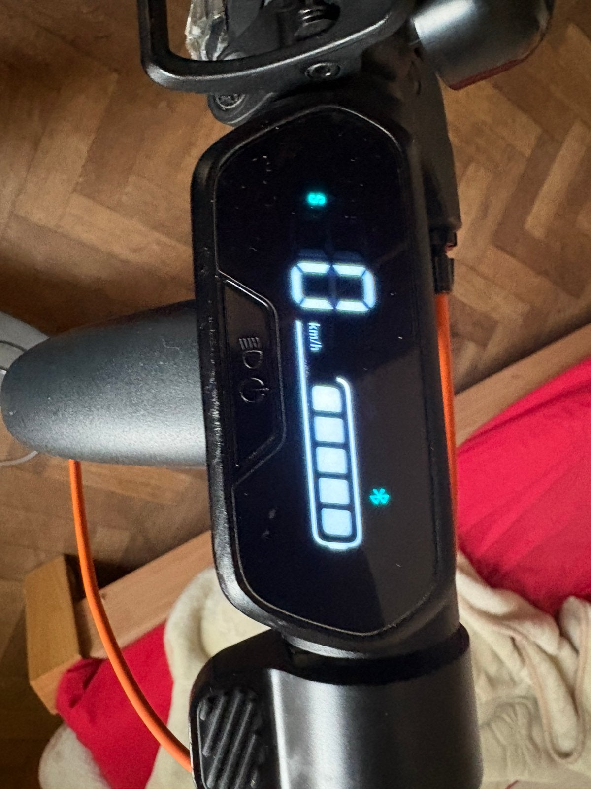 Trottinette électrique Ninebot E2 Plus – À réparer, Enlèvement, Comme neuf, Step électrique (E-scooter)