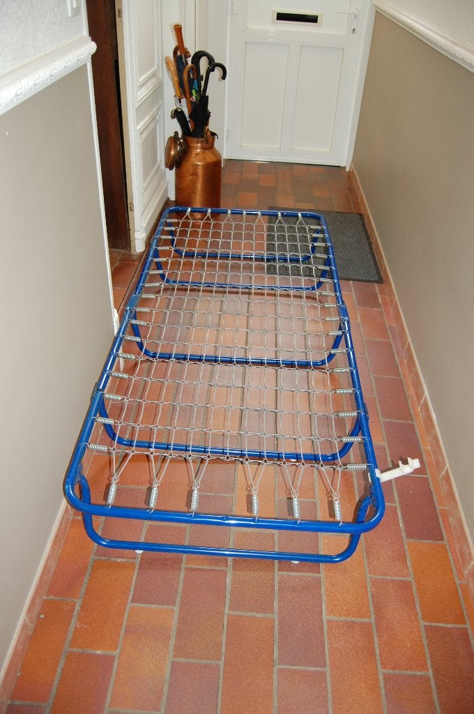 metalen onderstel bed, Ophalen, Eenpersoons, Blauw, Zo goed als nieuw