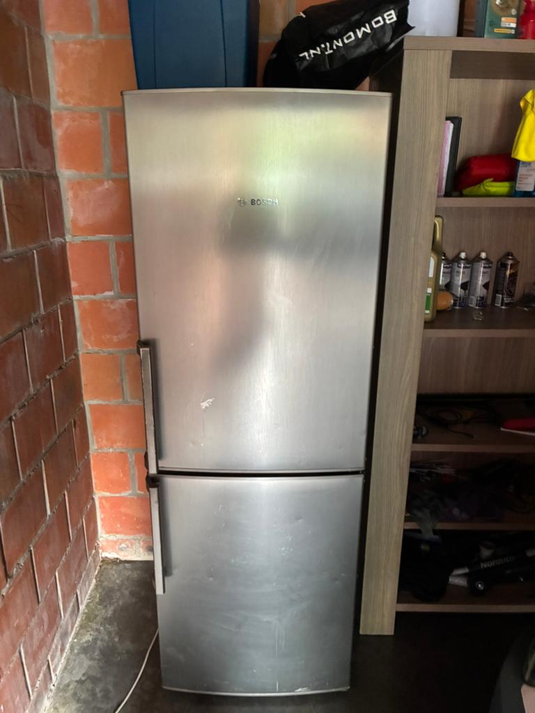 Bosch A+++ koelkast en diepvriezer 60€ perfecte staat, Ophalen