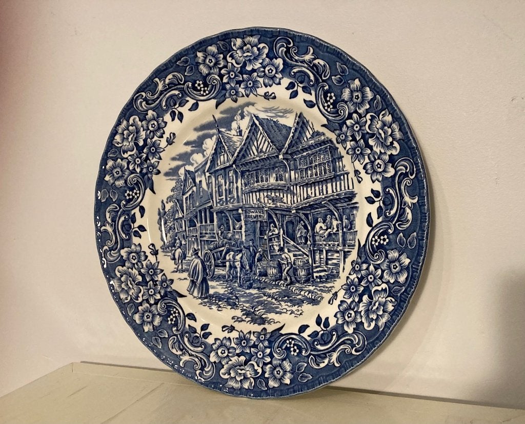 Assiette plate en porcelaine grand format Ironstone England, Antiquités & Art, Enlèvement ou Envoi