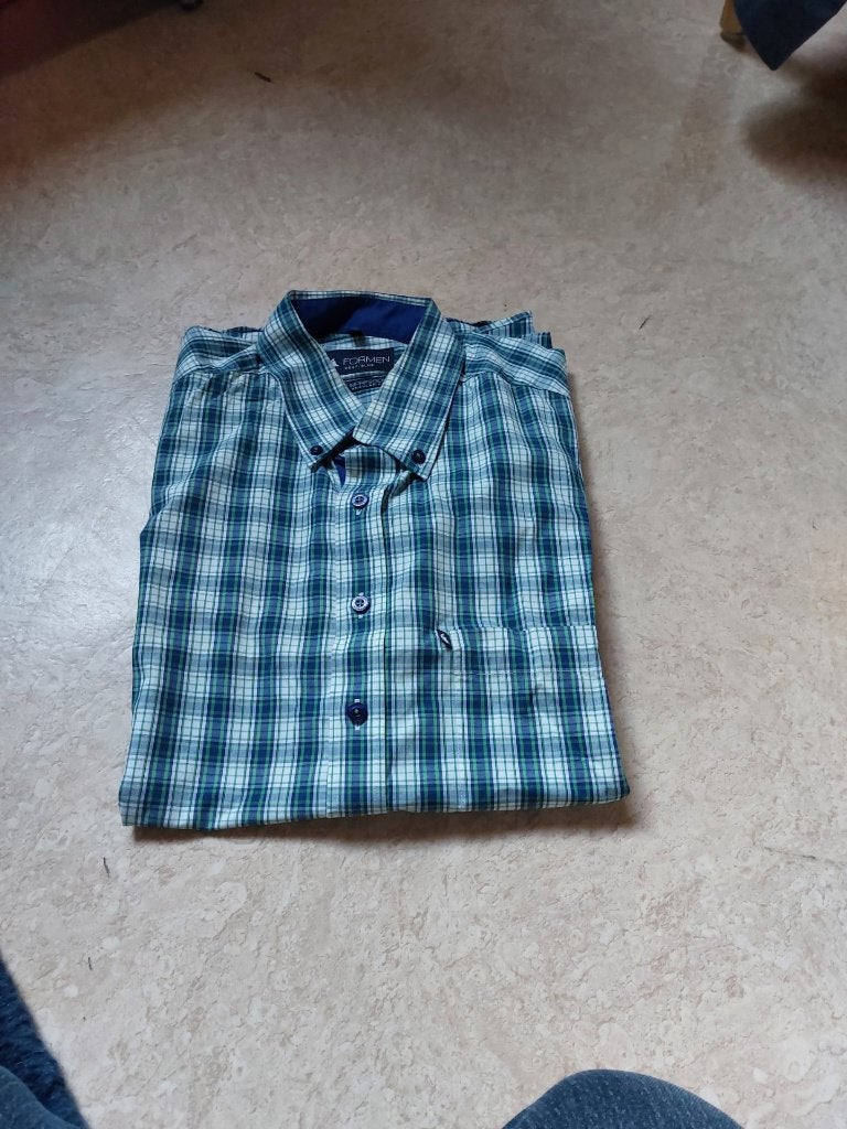 geruit herenhemd, groen/wit , 41/42 Formen, Kleding | Heren, Formen, Ophalen of Verzenden, Zo goed als nieuw, Halswijdte 41/42 (L)