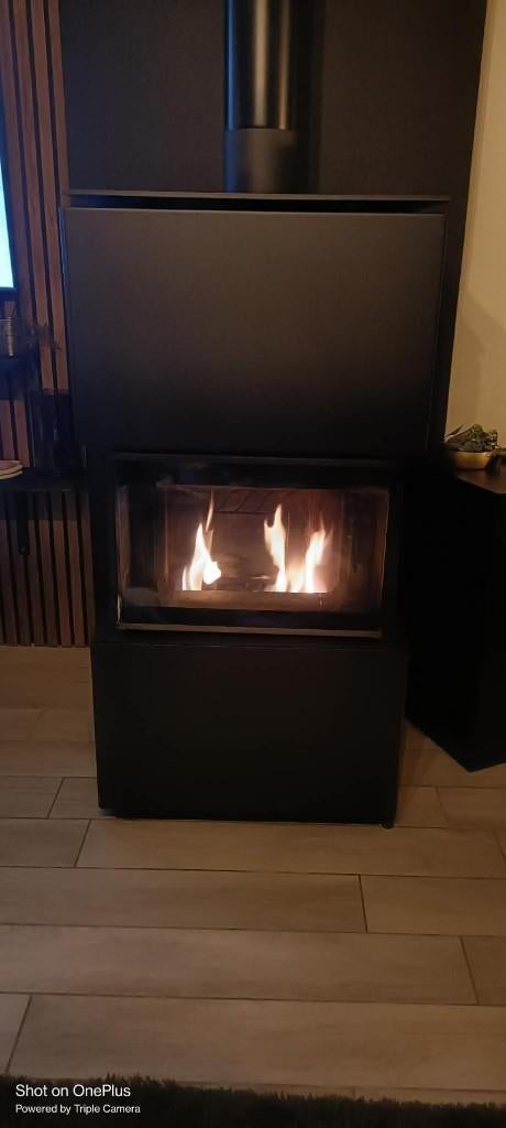 Poele au pellet sans electricite, Maison & Meubles, Poêles, Utilisé, Bois, Enlèvement