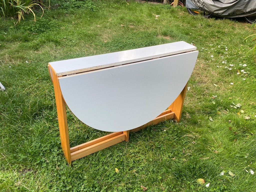 Table pliable en bois, Quatre personnes, 50 à 100 cm, Comme neuf, Enlèvement