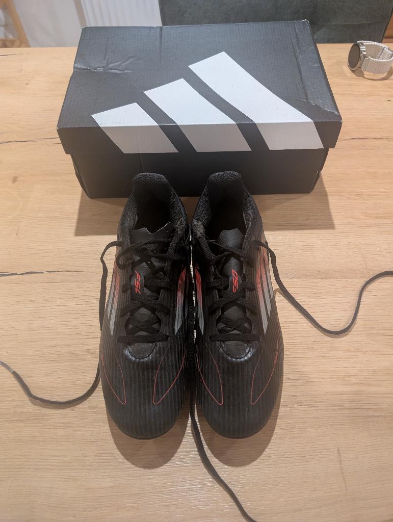 Adidas F50 Club Multi Ground Football Schoenen - 41 1/3, Ophalen of Verzenden, Gebruikt, Schoenen