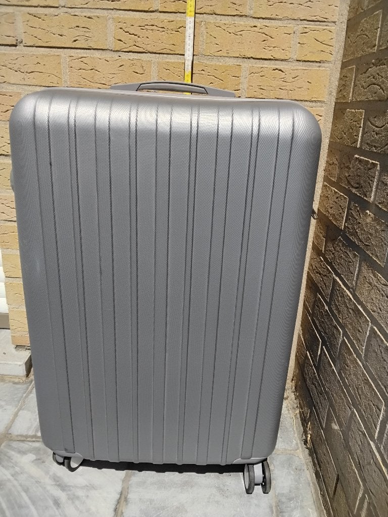 Reiskoffer, Hard kunststof, 45 tot 55 cm, Zo goed als nieuw, 70 cm of meer