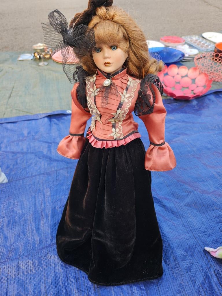 Ancienne poupée