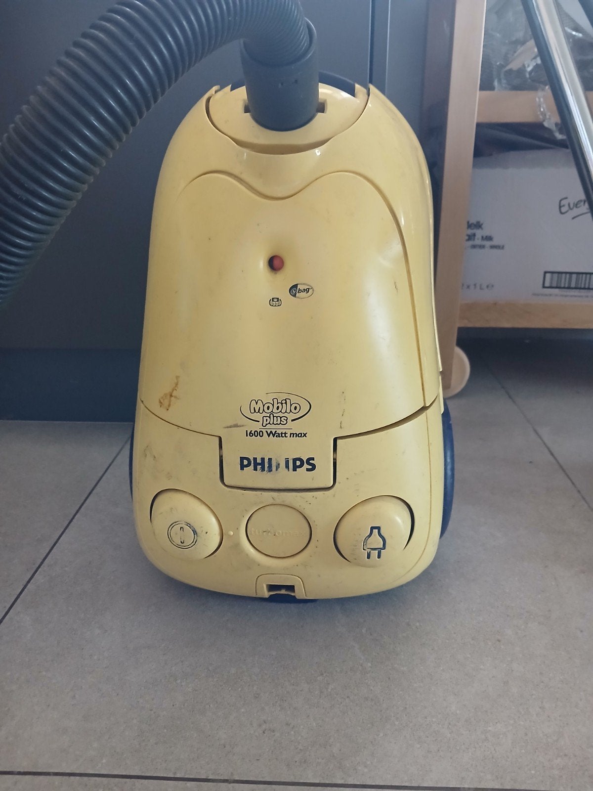 stofzuiger fhilips te koop, Philips, Geschikt voor harde vloeren, Zo goed als nieuw, Ophalen