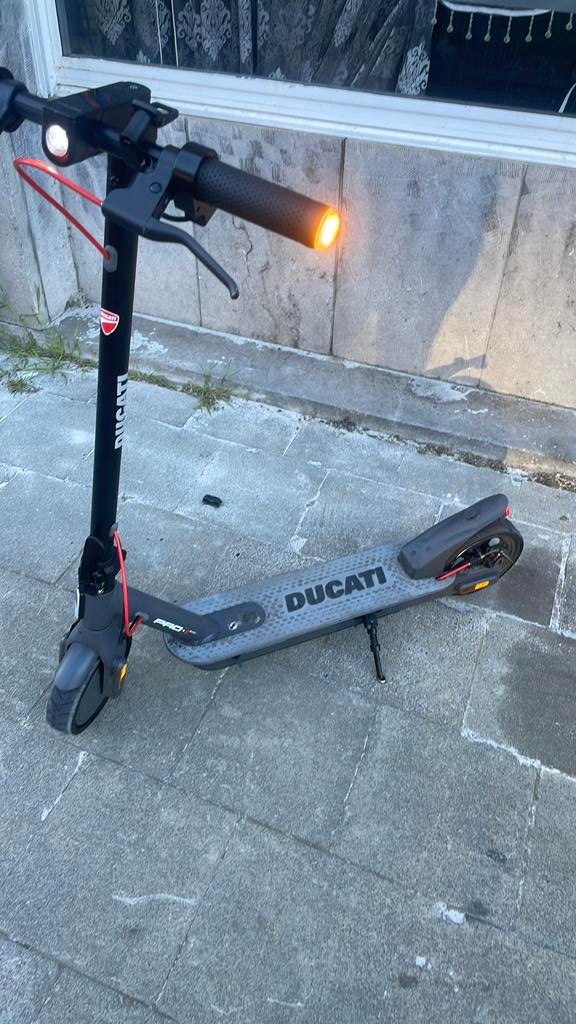 Step te koop alles werkt perfect, Fietsen en Brommers, Ophalen, Zo goed als nieuw