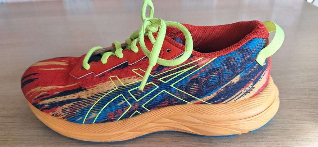 Asics Gel Noosa Tri 13 Junior, Sport en Fitness, Ophalen, Gebruikt, Hardloopschoenen, Hardlopen