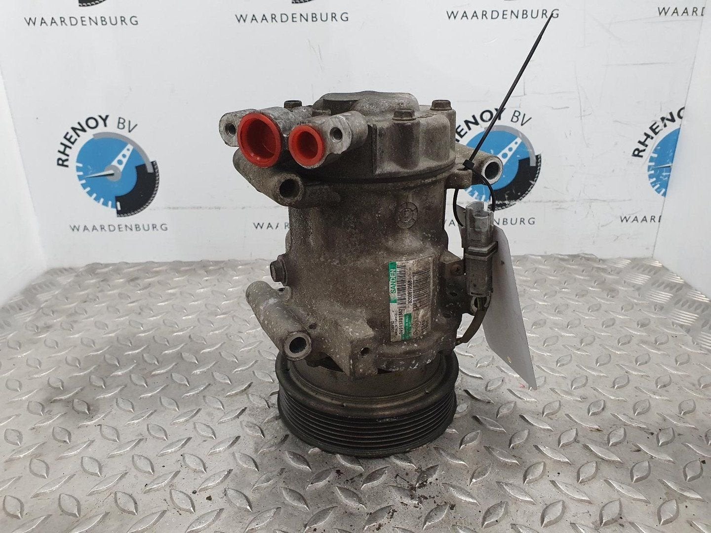RENAULT CLIO 1.2-16V Special Line  AIRCO COMPRESSOR / AIRCOP, Enlèvement ou Envoi, Utilisé, ARN reconnu