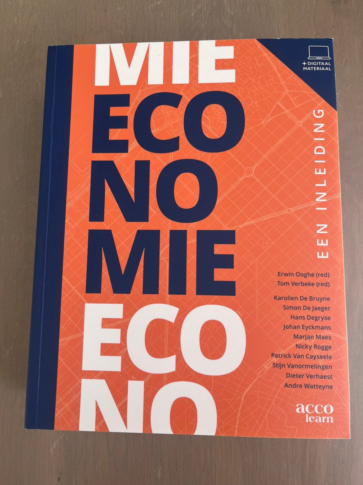 Economie, een inleiding (1 Bach TEW), Boeken, Ophalen, Erwin Ooghe; Tom Verbeke, Economie, Zo goed als nieuw