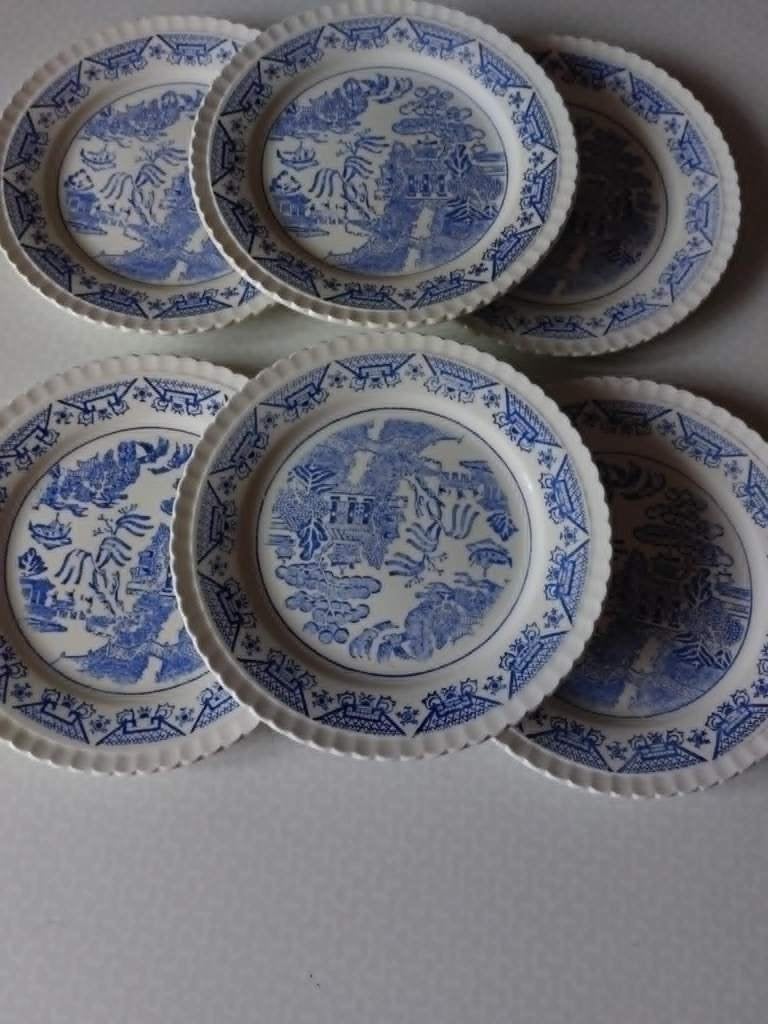 6 dessertborden 3€ -6grote borden 4€-5 dessertb, Ophalen, Zo goed als nieuw, Bord(en)