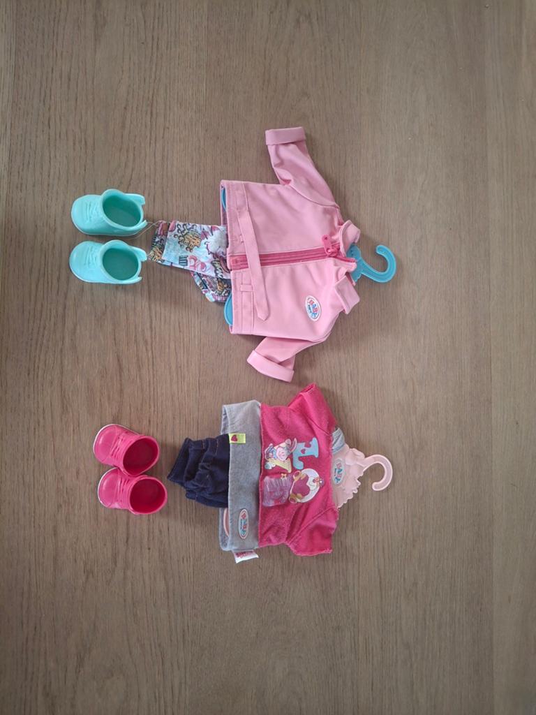 Poppen kleren, Ophalen