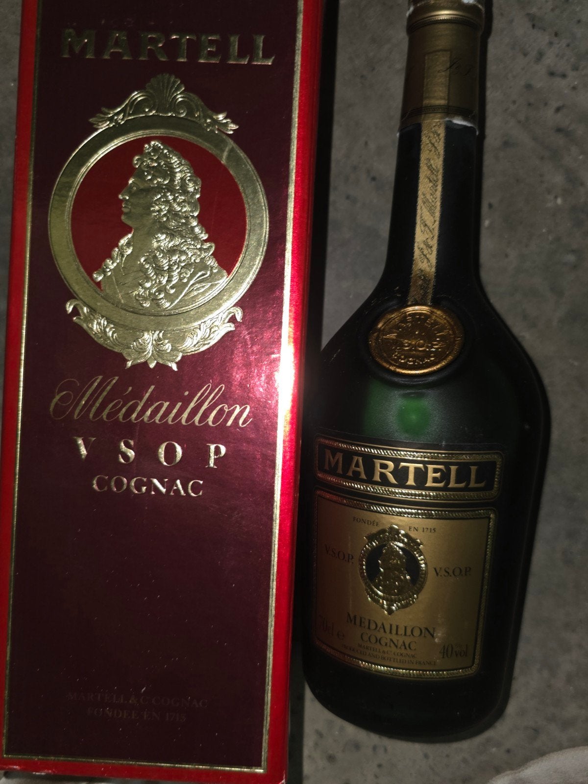 Martell Médaillon V.S.O.P. Cognac – 70 cl – in originele ges, Verzamelen, Ophalen