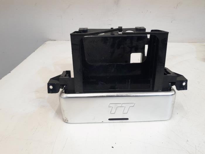 Elément tableau de bord d'un Audi TT, -, 3 mois de garantie, Audi, Utilisé