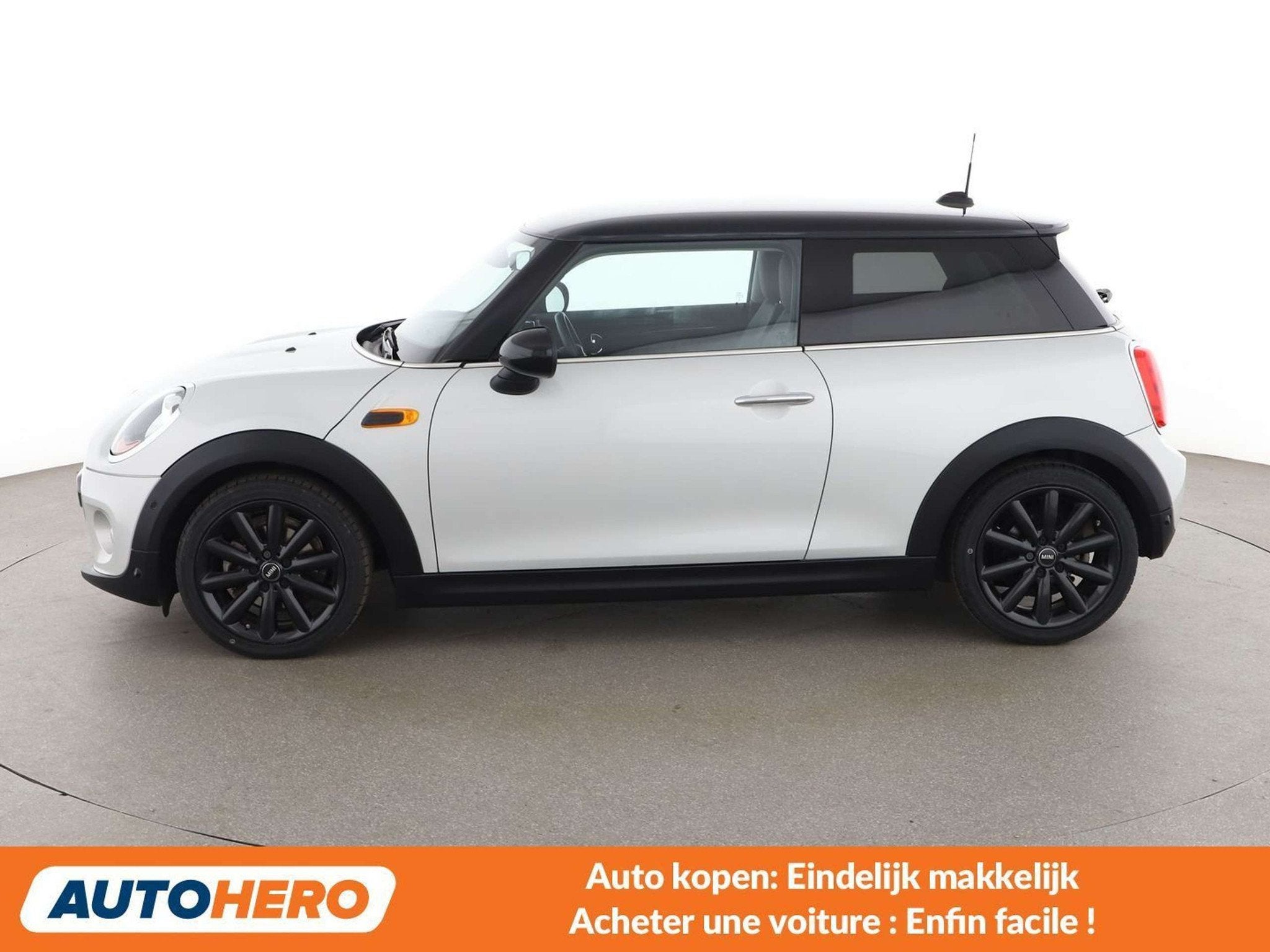 MINI Cooper Cooper (bj 2017), Auto's, Zwart, 136 pk, Overige brandstoffen, Handgeschakeld
