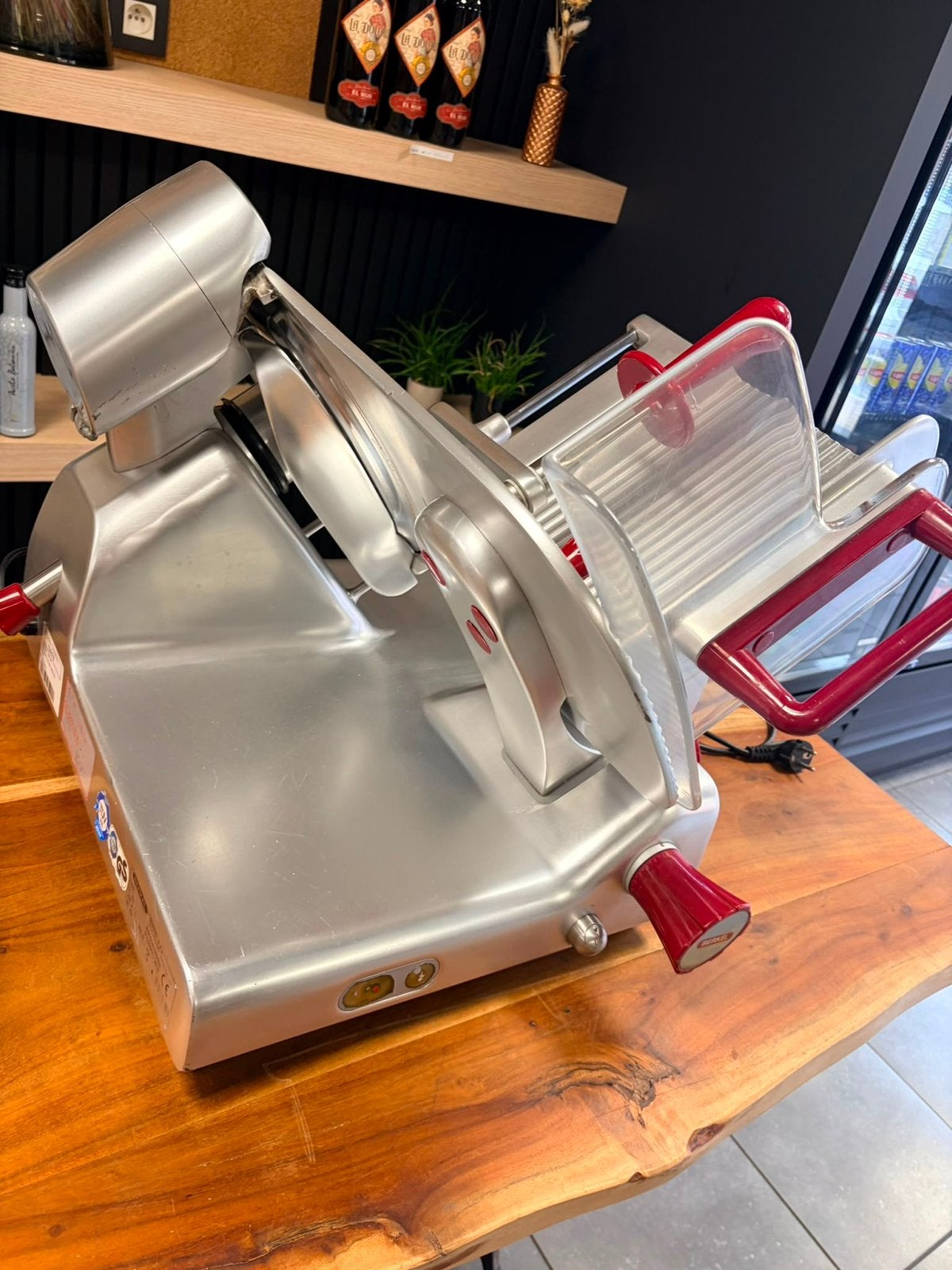 Berkel Futura Gravity Large snijmachine, Enlèvement
