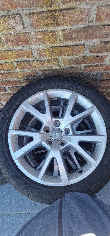 4 jantes audi 18'' 7,5Jx18H2 - ET37, Autos : Pièces & Accessoires, Pneus hiver, Véhicule de tourisme, 18 pouces, Enlèvement