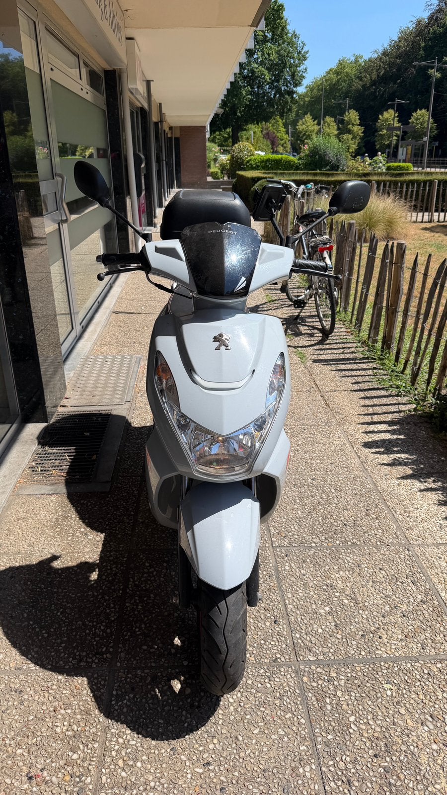 Peugeot kisbee 2023, Vélos & Vélomoteurs, Scooters | SYM, Comme neuf, Classe A (25 km/h), Enlèvement