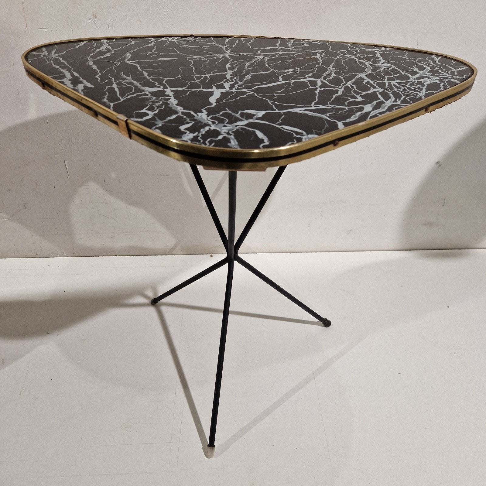 bijzettafel tripod Atomic Expo side table by Erdal, 1950, Collections, Enlèvement ou Envoi
