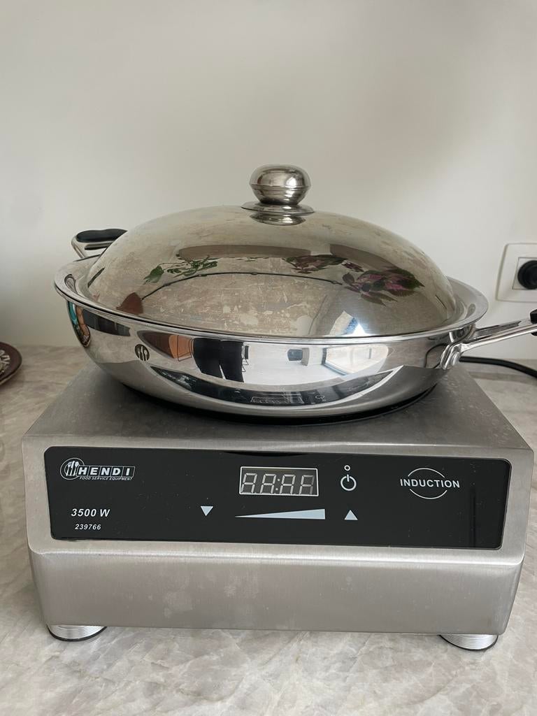 Hendi 3500W wok inductie, Electroménager, Comme neuf, Enlèvement, Induction, 3 zones de cuisson ou moins