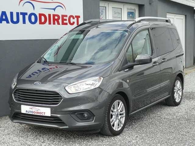 Ford Tourneo Courier 1.5 TDCi Titanium Navi, Camera,, Auto's, Ford, Monovolume, Euro 6, Parkeersensor, https://public.car-pass.be/vhr/3c578b78-1740-4c4b-86b9-127d8f3ae918
