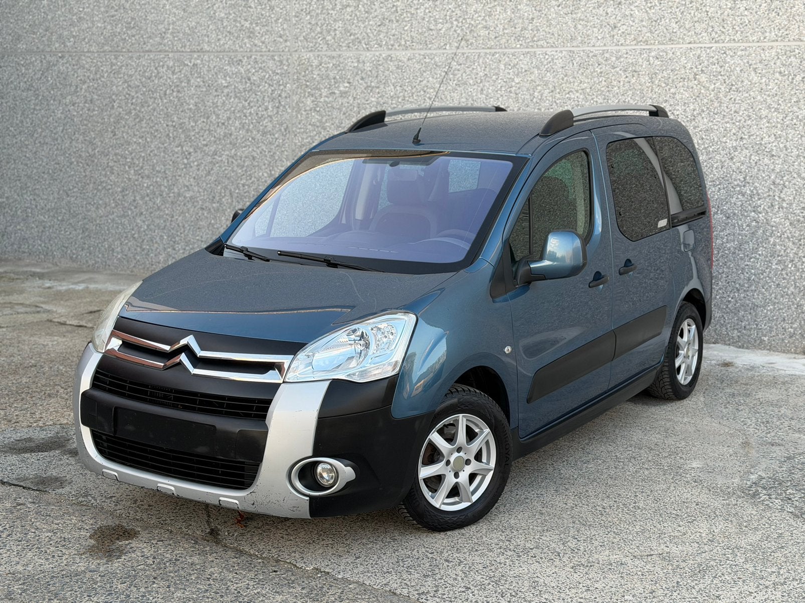 Citroën Berlingo XT-R 1.6HDI 90PK Cruise Control - Airco!, Voorwielaandrijving, Dealer onderhouden, Zwart, 4 cilinders