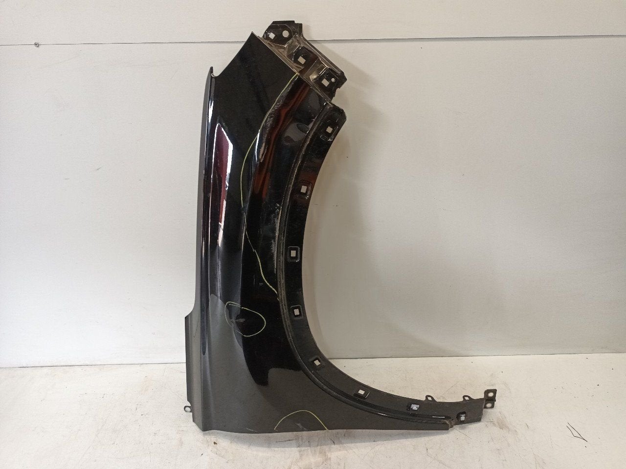 Spatbord rechts voor Hyundai Santa Fe, Onderdelen@venauto.nl, Van der Ven Autorecycling B.V., Gebruikt, Ettenseweg 76, 4706 PB Roosendaal, The Netherlands