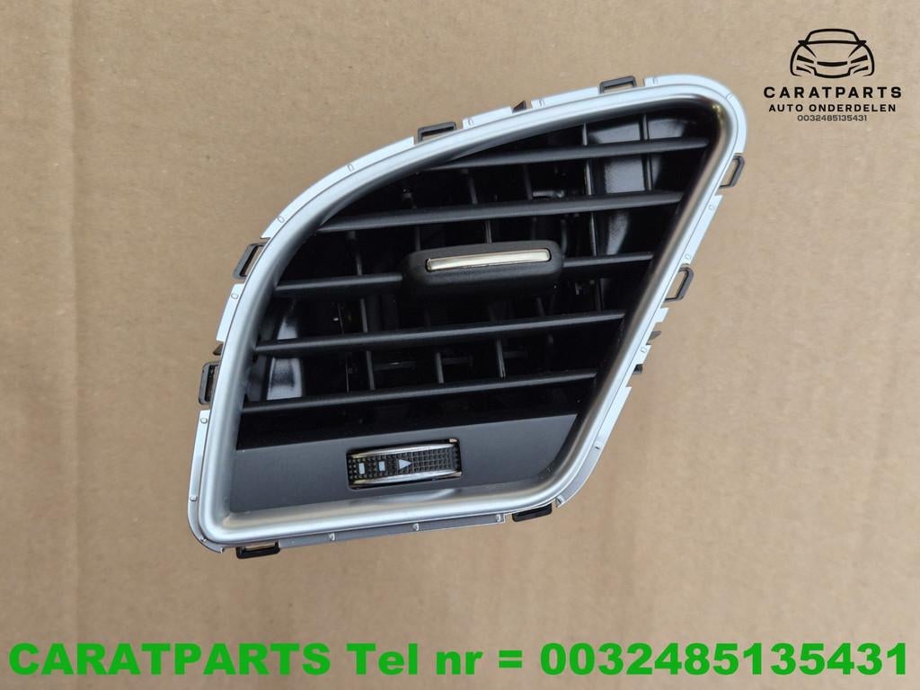 8T1820901G Audi A5 luchtrooster dashboard A4 RS5 RS4 S5 S4, Fabrikant BV, Gebruikt, Info@fabrikant.eu, Fabrikantstraat 1
1000 AA  Amsterdam, NL