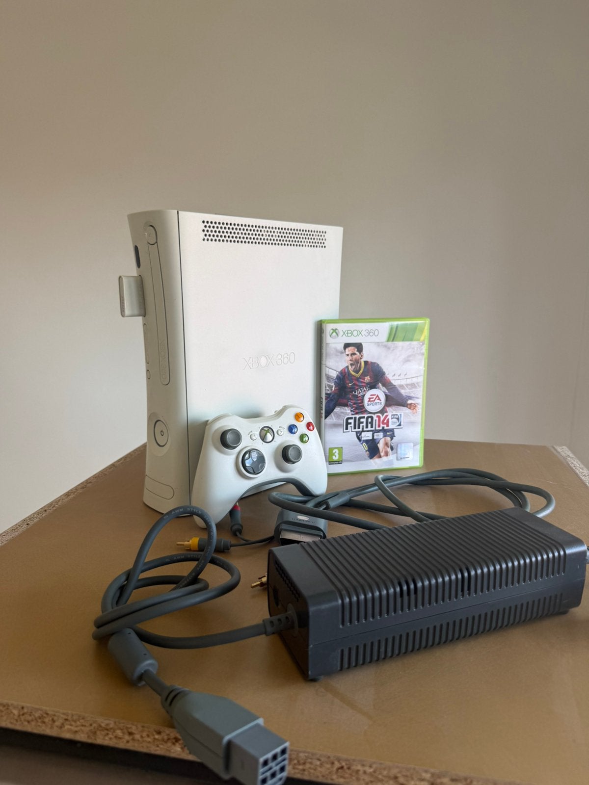 XBOX 360, Consoles de jeu & Jeux vidéo, Consoles de jeu | Xbox 360, Enlèvement, Comme neuf