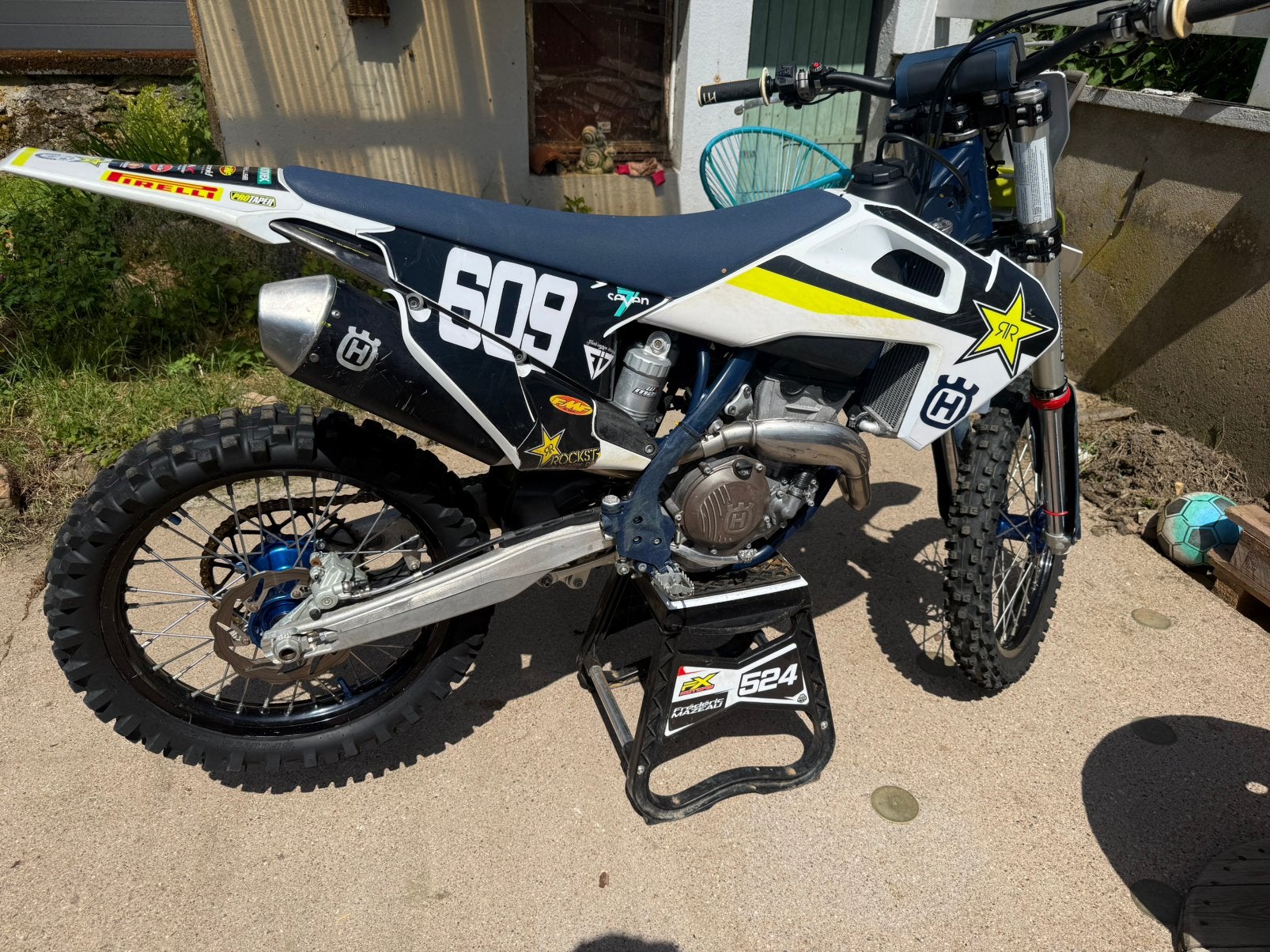 Husqvarna 250 fc, Vélos & Vélomoteurs, Autres marques, Comme neuf, Enlèvement, 25 cm³