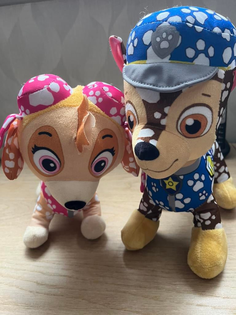 2 peluches Paw Patrol, Paw Patrol, Enlèvement, Comme neuf