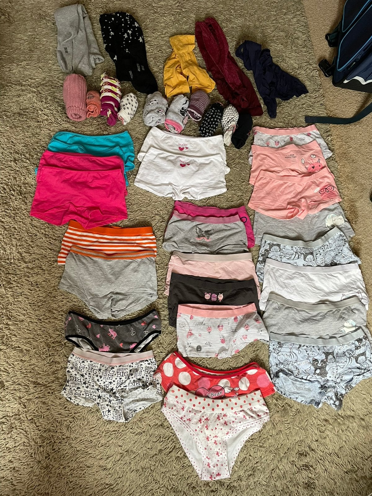 Sous vêtements fille entre 8 et 12 ans, Enlèvement, Comme neuf