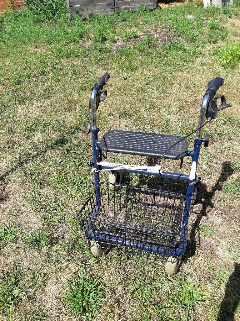 rollator  of loophulp   25€, Ophalen, Zo goed als nieuw