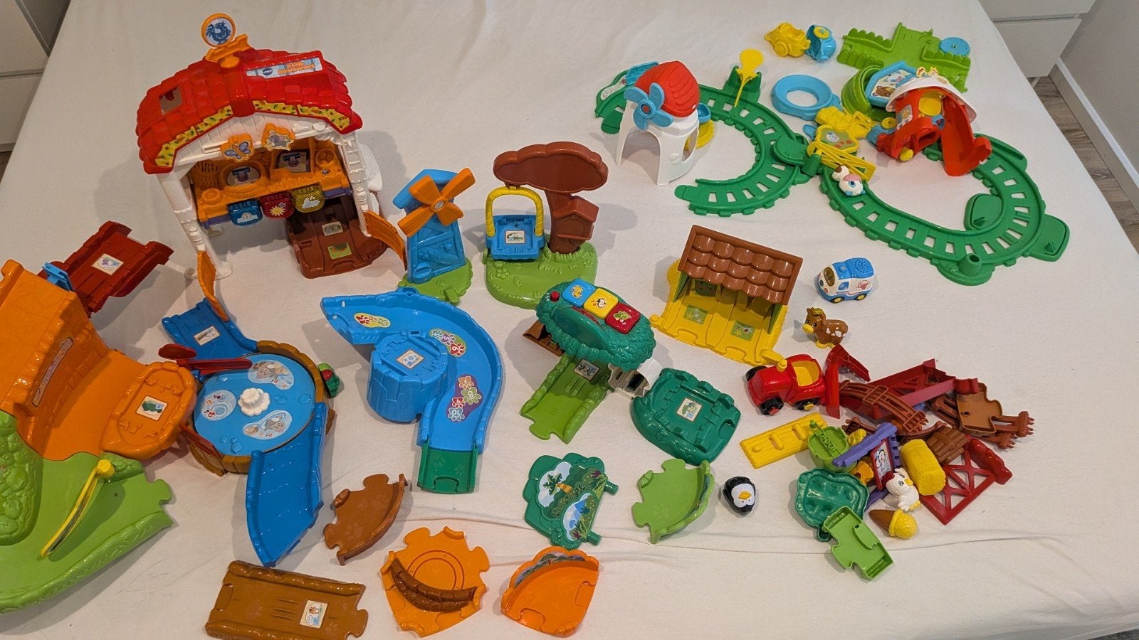 Vtech auto en rijbaan en extra treintje, Ophalen