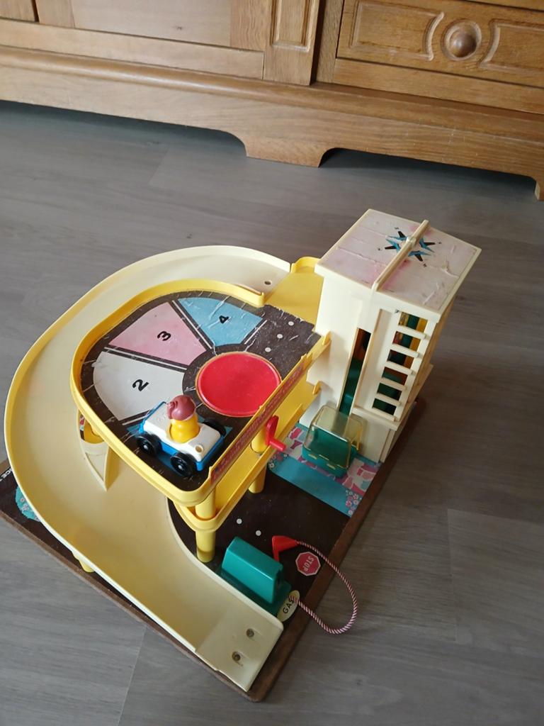 Fisher Price Garage, Kinderen en Baby's, Ophalen of Verzenden