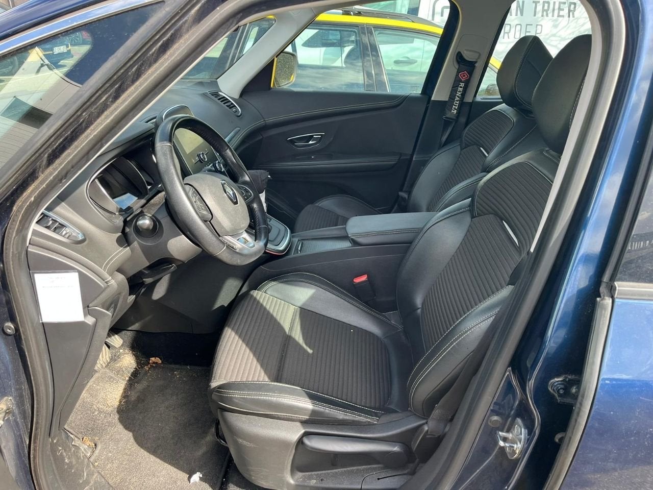 Renault Scénic Renault Scenic 1.3 TCe Intens Aut. Display, Auto's, Monovolume, Gebruikt, 4 cilinders, Blauw
