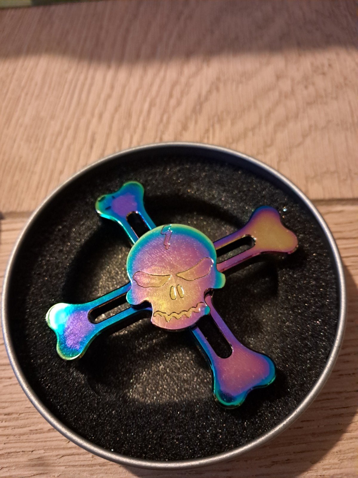 Limited edition Fidget spinner, Ophalen
