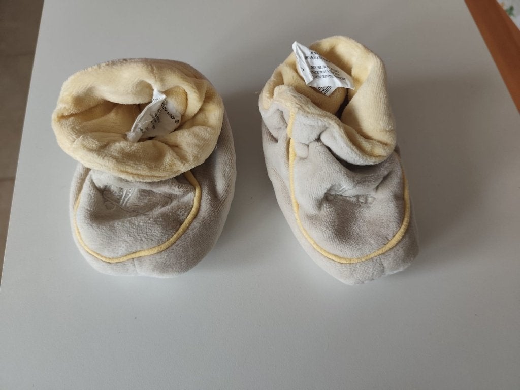 pantoffels voor baby 18/19 cm, Kinderen en Baby's, Slofjes, Gebruikt, Niet gekend, Ophalen of Verzenden