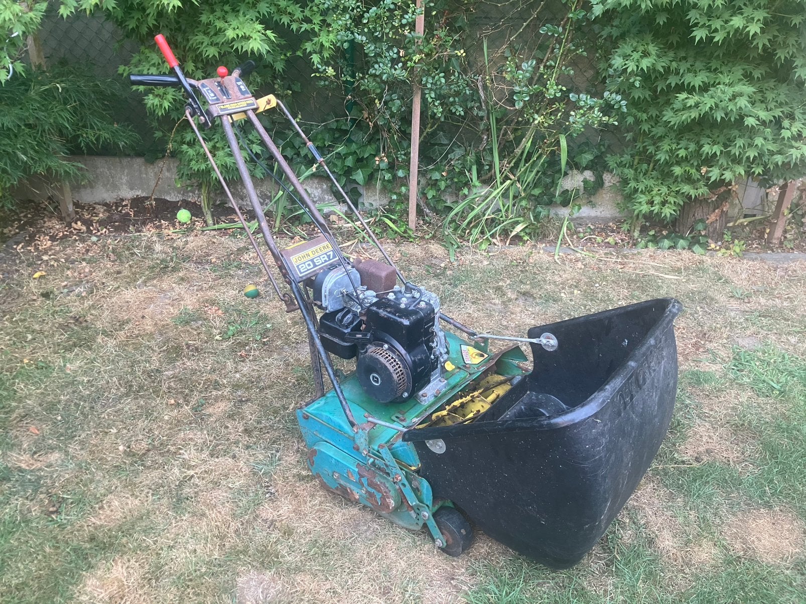 John Deere 20 sur 7, Tondeuse rotative, Tondeuses à gazon à essence, Utilisé, Bac de ramassage