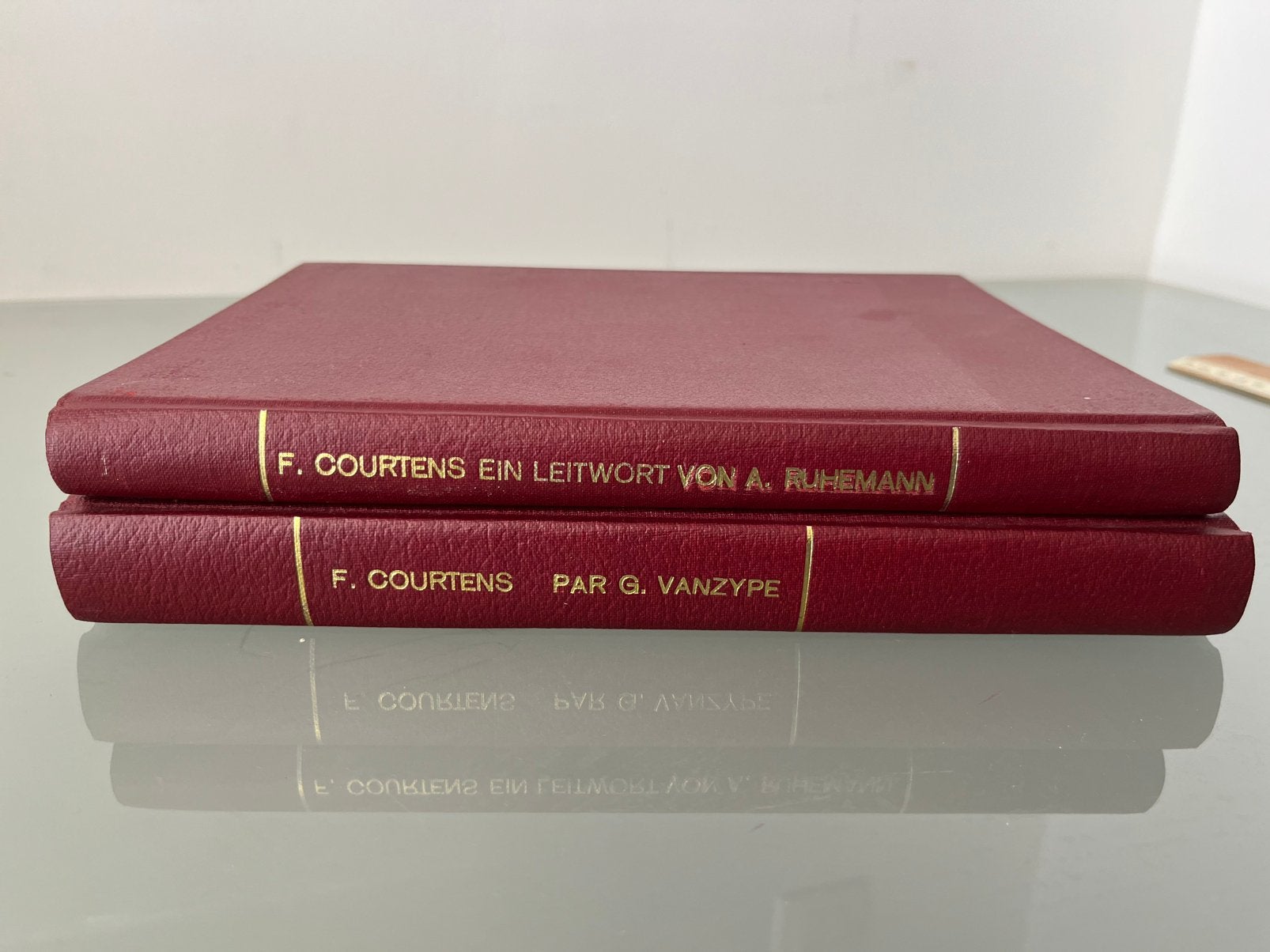 2 boeken Franz Courtens Gustave Vanzype 1908 - Ruhemann 1909, Ophalen of Verzenden, Gelezen
