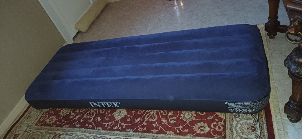 Luchtmatras Intex 1 persoon, Caravans en Kamperen, Luchtbedden, Ophalen, Zo goed als nieuw, 1-persoons