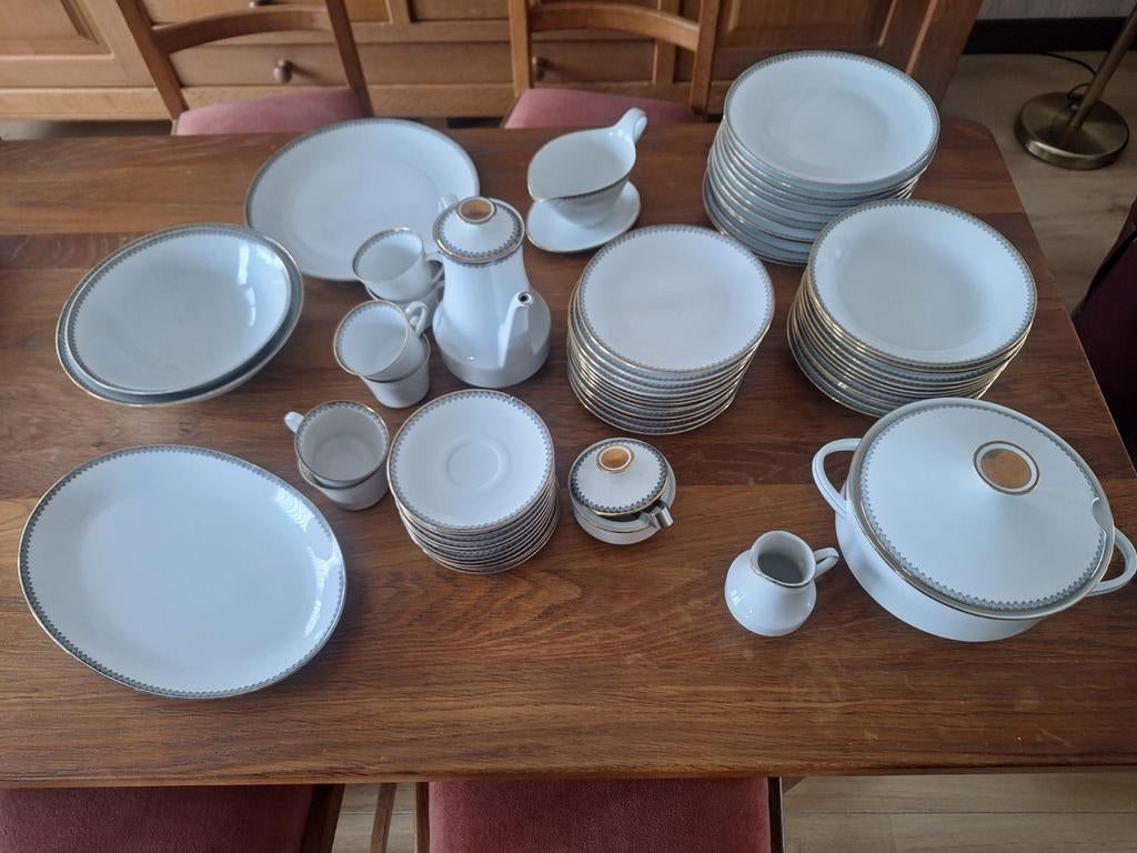 12-delig Winterling Markleuthen Bavaria servies, Ophalen